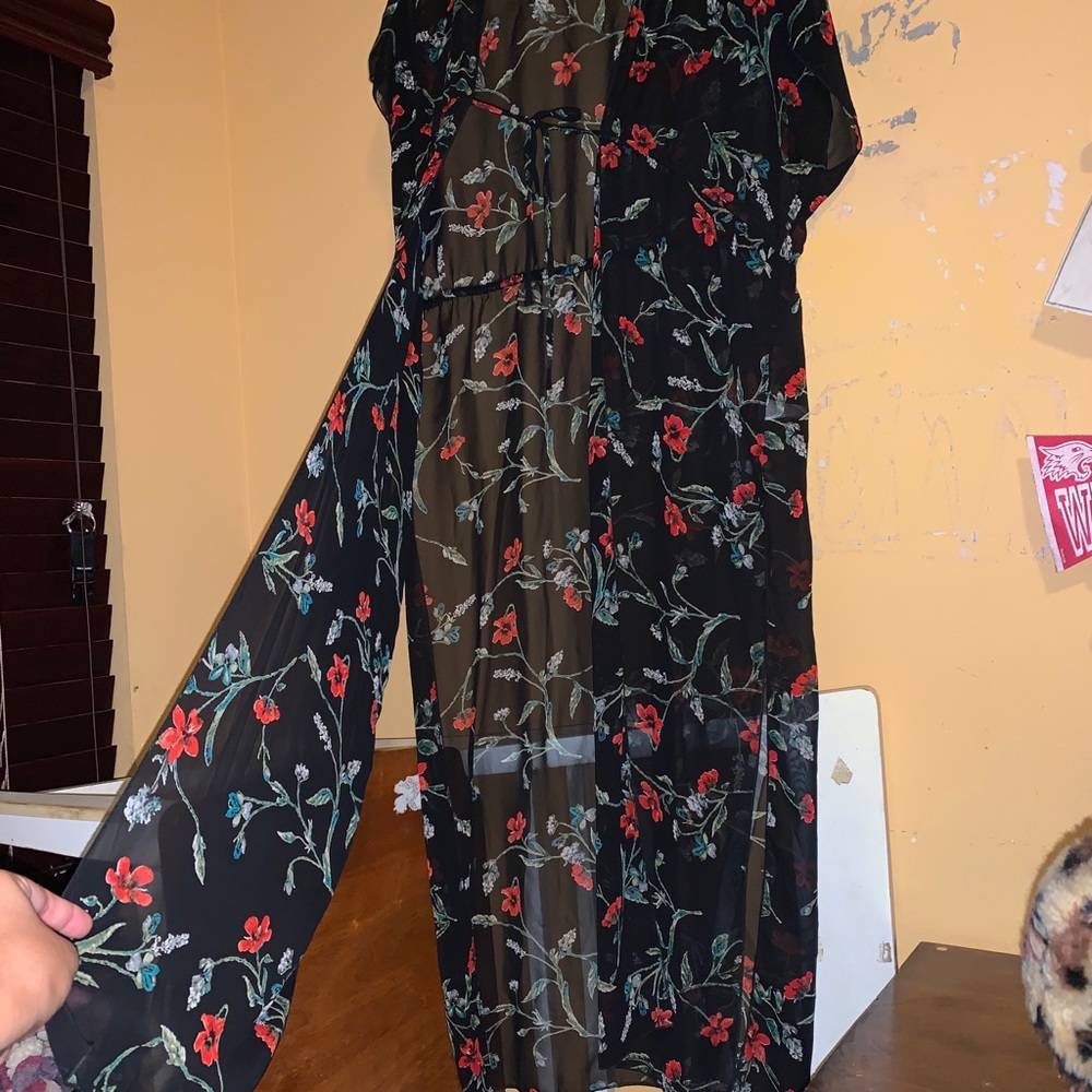 Floral long cover up - Picture 3 of 5